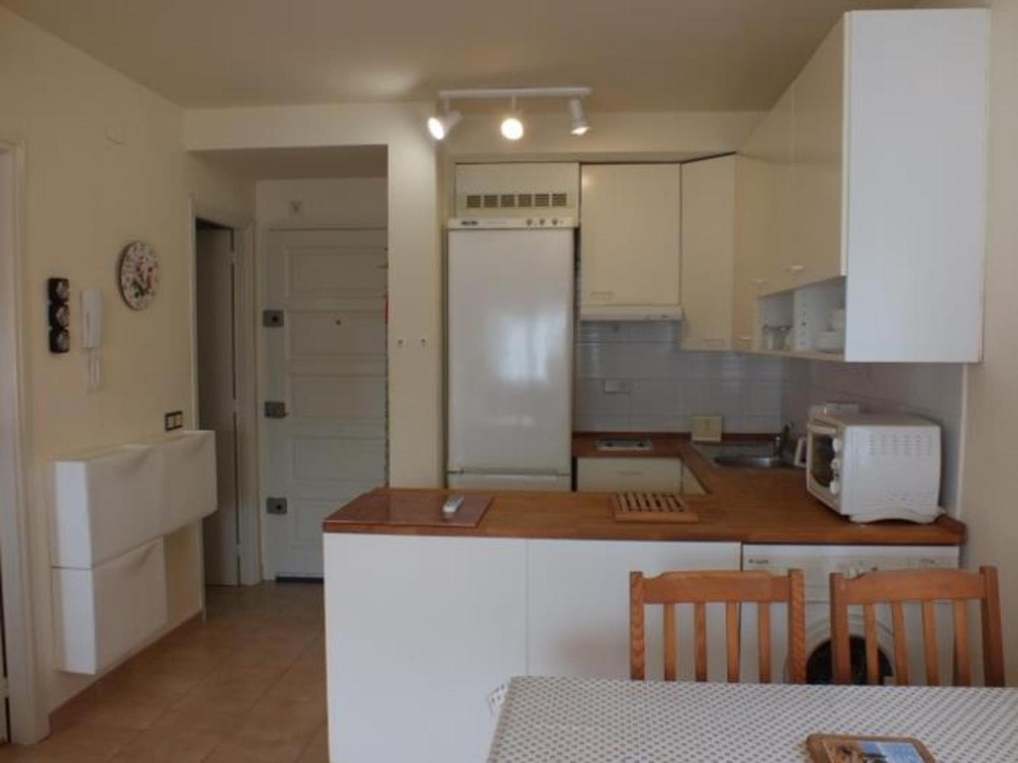 Luminoso Con Vista Al Mar, Balcon, Aparcamiento, Aire Acondicionado Y Cocina Equipada En - Es-204-10 Appartement *